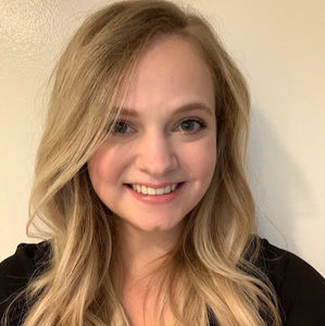 Meet your Posher, Hilary